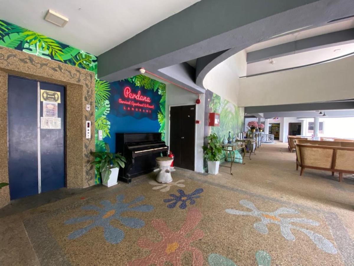 Perdana Serviced Apartment & Resorts Padang Mat Sirat Екстер'єр фото